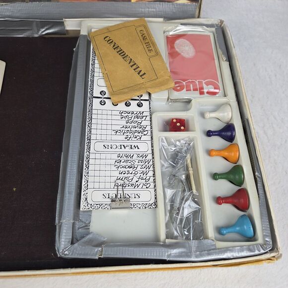 Vintage 1972 Clue Parker Brothers Detective Game Complete Original Contents - Picture 5 of 16